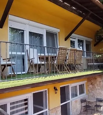 Levendula Apartmanhaz Guest house