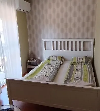 Levendula Apartmanhaz Guest house *