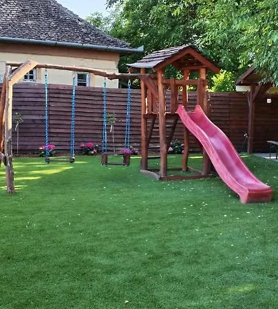 Levendula Apartmanhaz Guest house Hajduszoboszlo