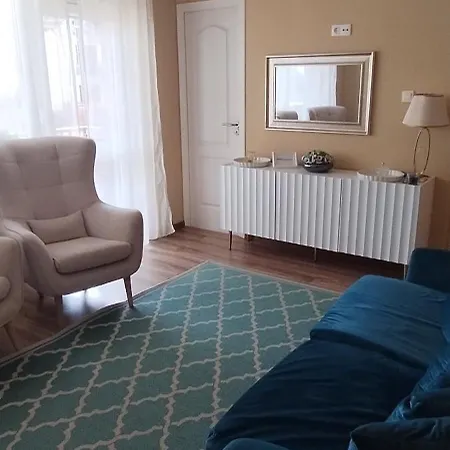 Guest house Levendula Apartmanhaz *