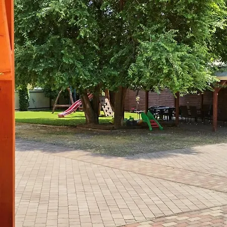 Levendula Apartmanhaz * Hajduszoboszlo