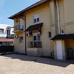 Pensjonat Levendula Apartmanhaz