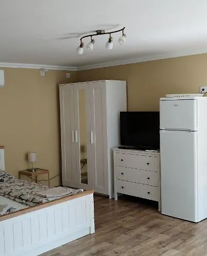 بيت ضيافة Levendula Apartmanhaz 3*